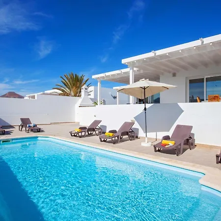 Lovely Puerto Calero 3 Bedrooms & Private Pool Casa Dora Short * Yaiza (Lanzarote)