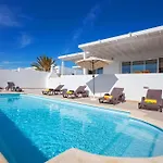 Lovely Puerto Calero 3 Bedrooms & Private Pool Casa Dora Short Villa